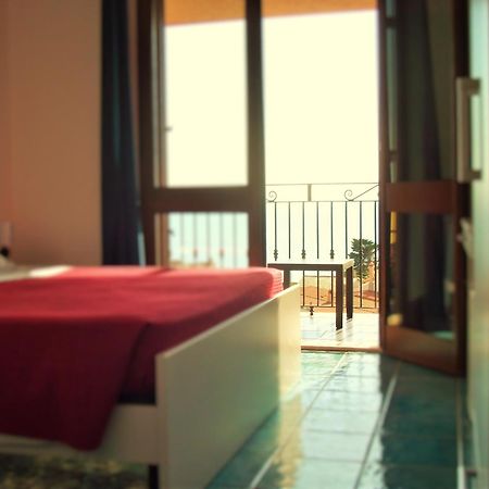 Hotel Bellavista S'Archittu Номер фото