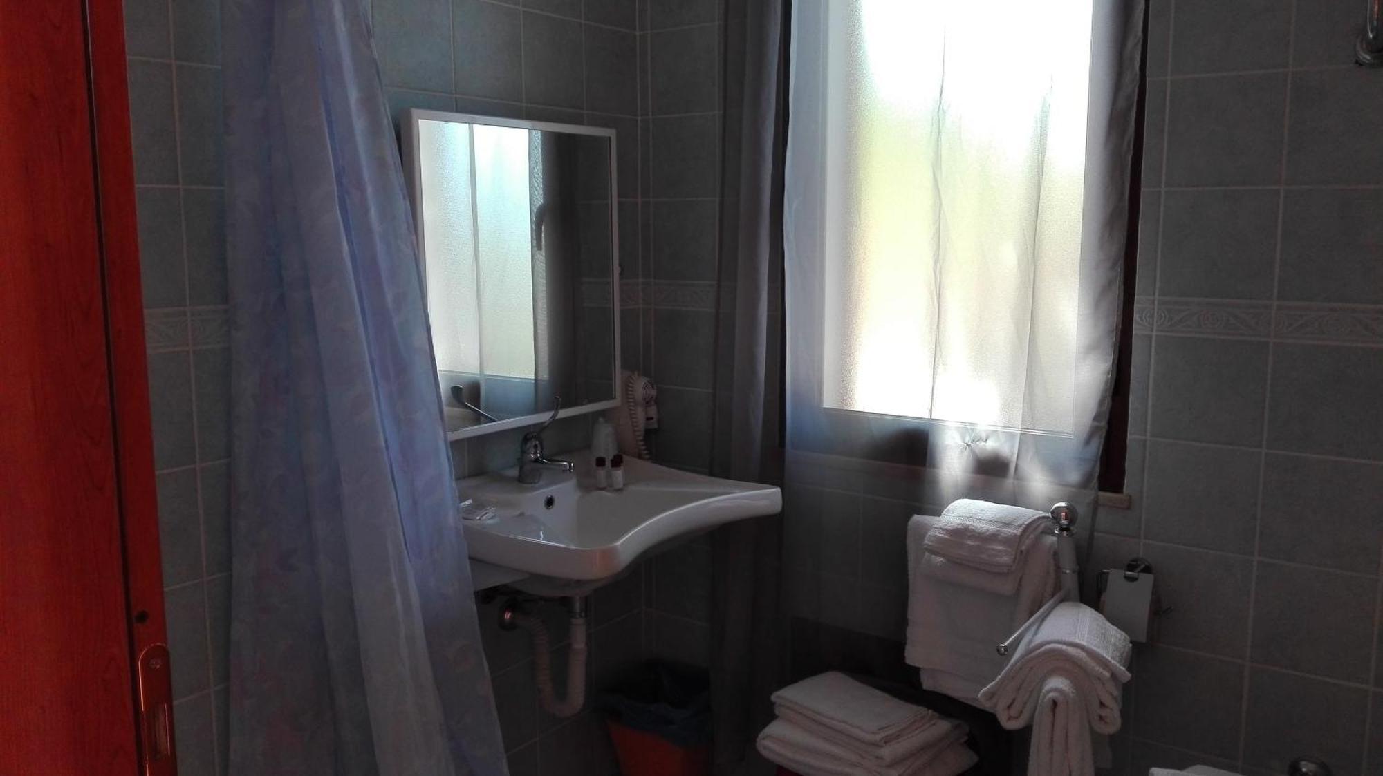 Hotel Bellavista S'Archittu Номер фото