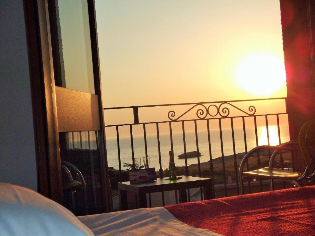 Hotel Bellavista S'Archittu Екстер'єр фото