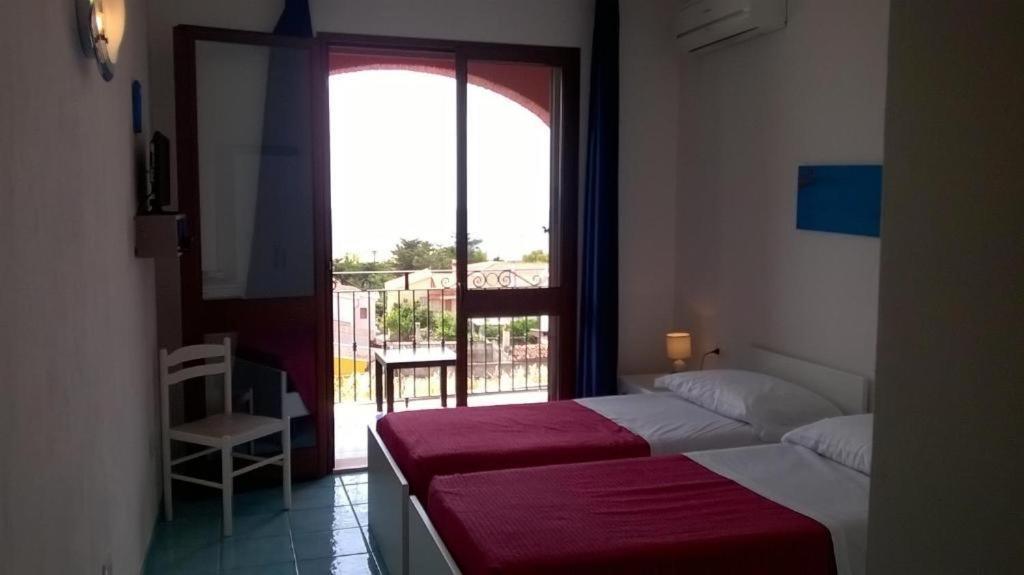 Hotel Bellavista S'Archittu Екстер'єр фото