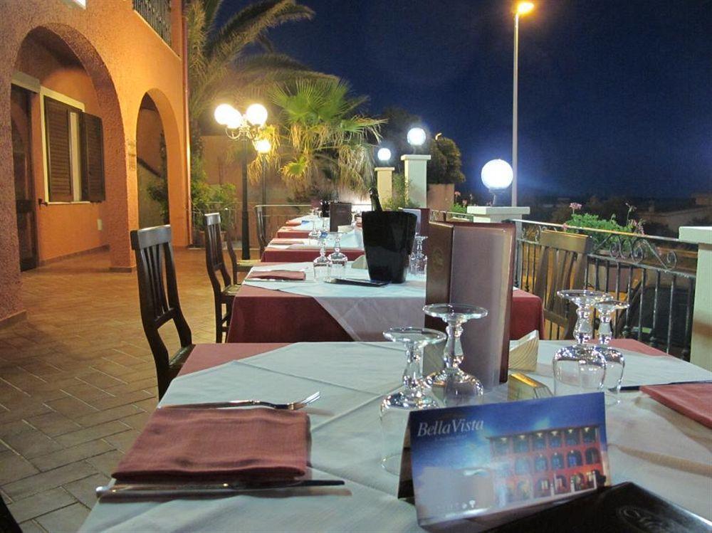 Hotel Bellavista S'Archittu Екстер'єр фото